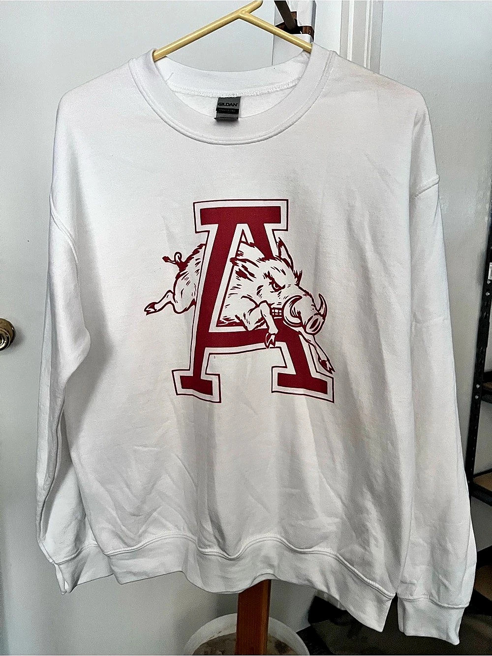Gildan Men's Graphic Sweatshirt Size Medium